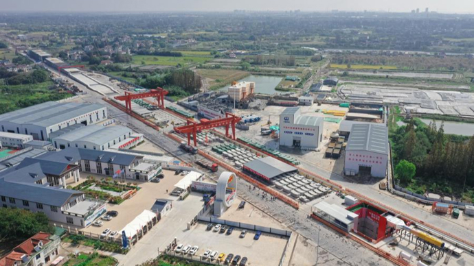 Đưa cỗ máy nặng 4.000 tấn, đầu cắt rộng ngang tòa nhà 5 tầng xuống dưới lòng sông, đào xuyên hơn 11km: Lập kỷ lục thế giới chưa từng có - Ảnh 4.