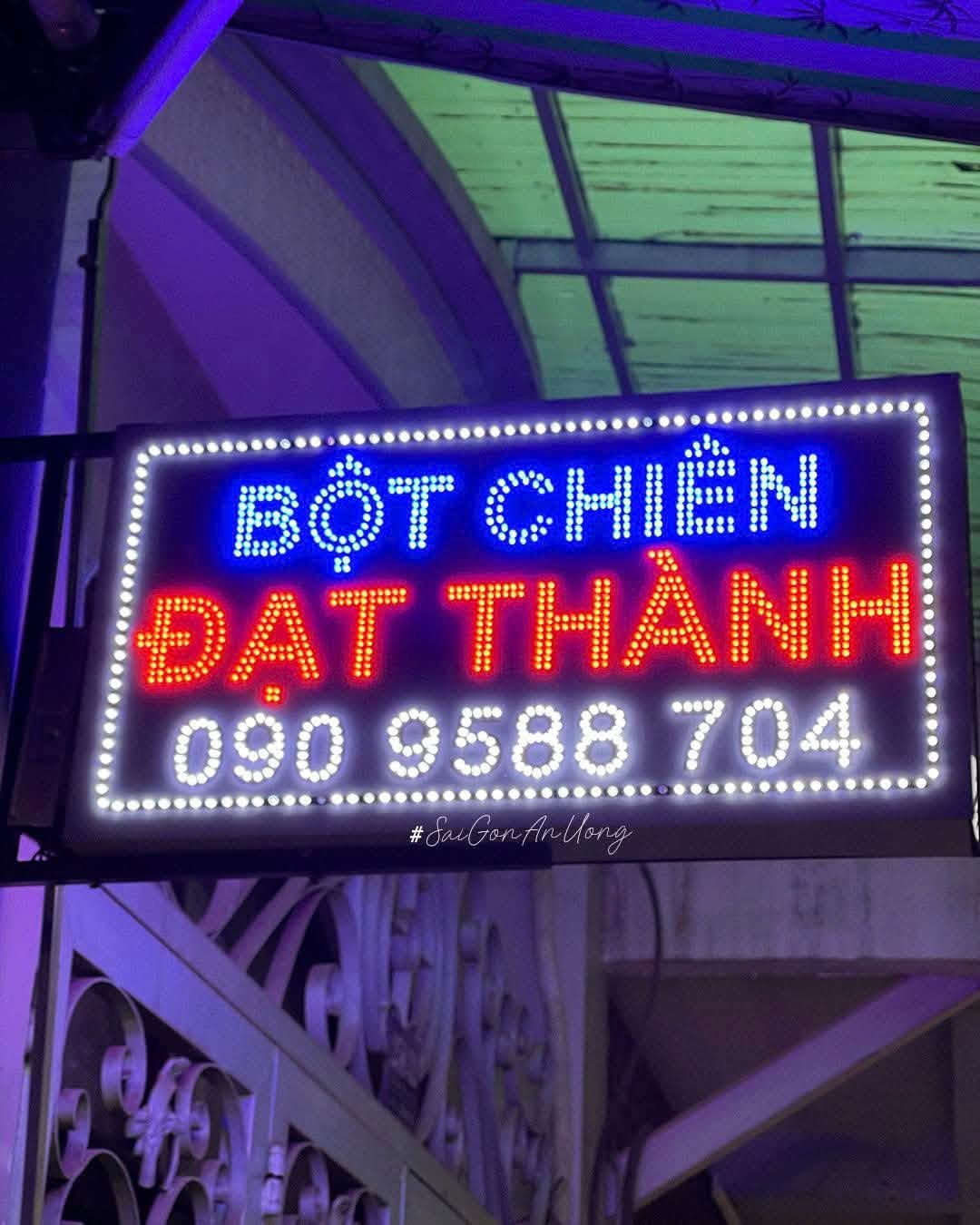 Tưởng bị đóng vĩnh viễn, quán bột chiên nổi tiếng ở TP.HCM lặng lẽ mở lại, cả nhà chỉ còn 3 người đủ sức bán- Ảnh 3.