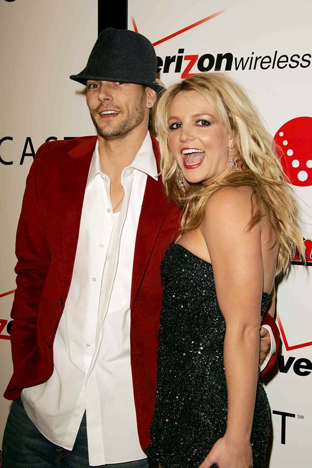 Chồng cũ Britney Spears nợ hàng tỷ, bị kiện khi không còn nhận được "trợ cấp nuôi con"- Ảnh 5.