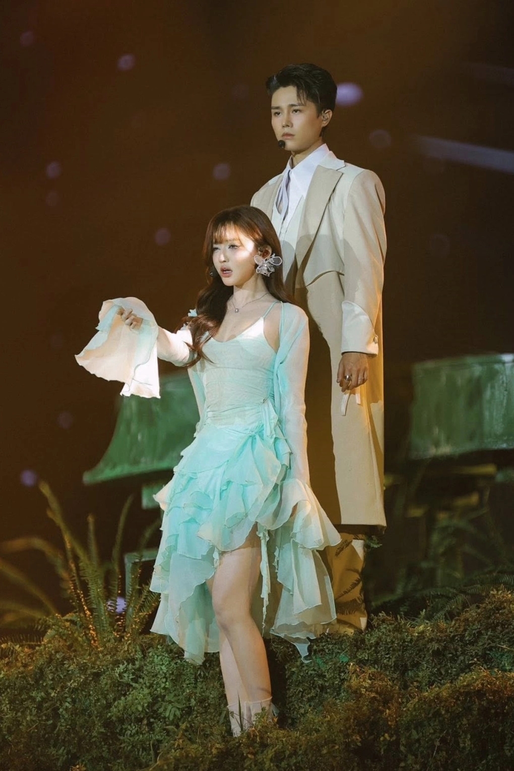 Mỹ nhân Việt bất ngờ mượn Halloween để công khai bạn trai kém 6 tuổi- Ảnh 3.