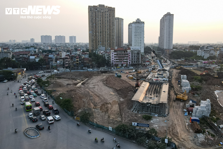 Hà Nội: Đường 70 tăng vốn cải tạo hơn 2.641 tỷ đồng, bắt đầu giải phóng mặt bằng- Ảnh 11. Hà Nội: Đường 70 tăng vốn cải tạo hơn 2.641 tỷ đồng, bắt đầu giải phóng mặt bằng- Ảnh 11.