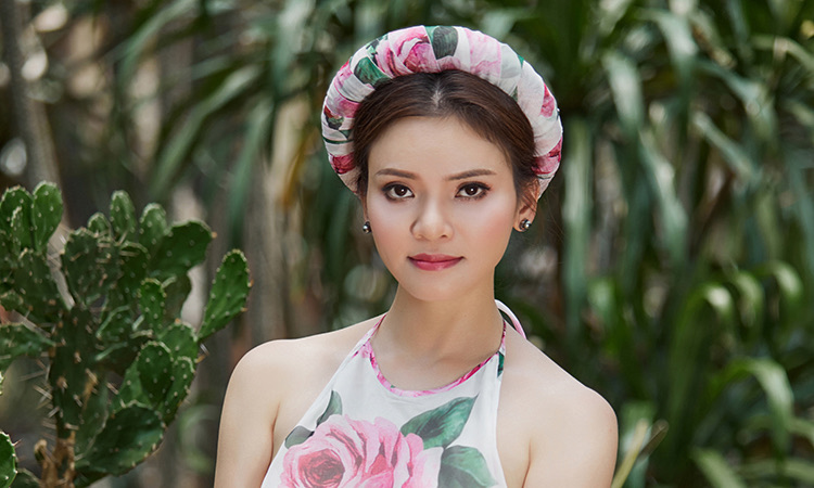 Nữ nghệ sĩ quê Nghệ An được phong NSND ở tuổi 41: "Đừng quá cân nhắc về đúng sai"- Ảnh 1.