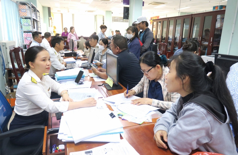 Hướng dẫn chi tiết giảm 30% số thuế TNCN, thuế TNDN phải nộp từ kinh doanh có doanh thu không quá 10 tỉ đồng- Ảnh 1.
