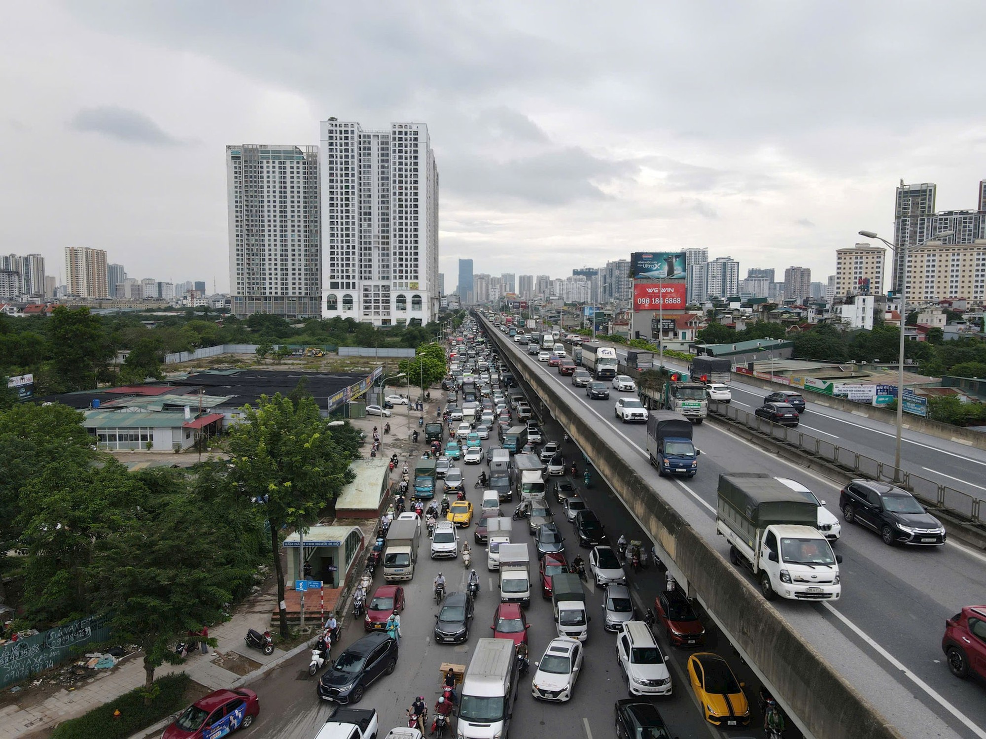 Vì sao Hà Nội không thể bỏ làn khẩn cấp trên Vành đai 3?- Ảnh 1.