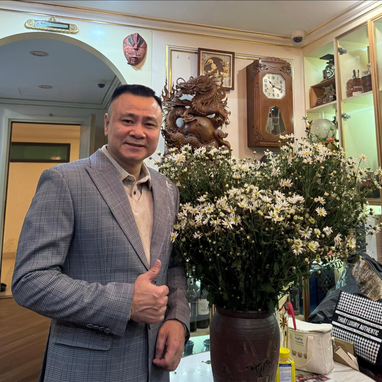 Nam NSND mang hàm Đại tá, cưới vợ kém 12 tuổi, ở chung cư cao cấp Hà Nội- Ảnh 6.
