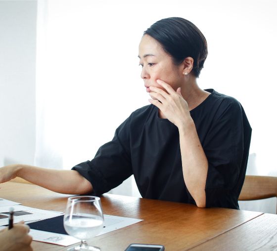 Tôi từng nghĩ nghỉ hưu là để tận hưởng, đến tuổi 55 mới hiểu: Với phụ nữ, 20 năm sau tuổi 50 mới là giai đoạn phải giữ tiền chặt nhất- Ảnh 2.