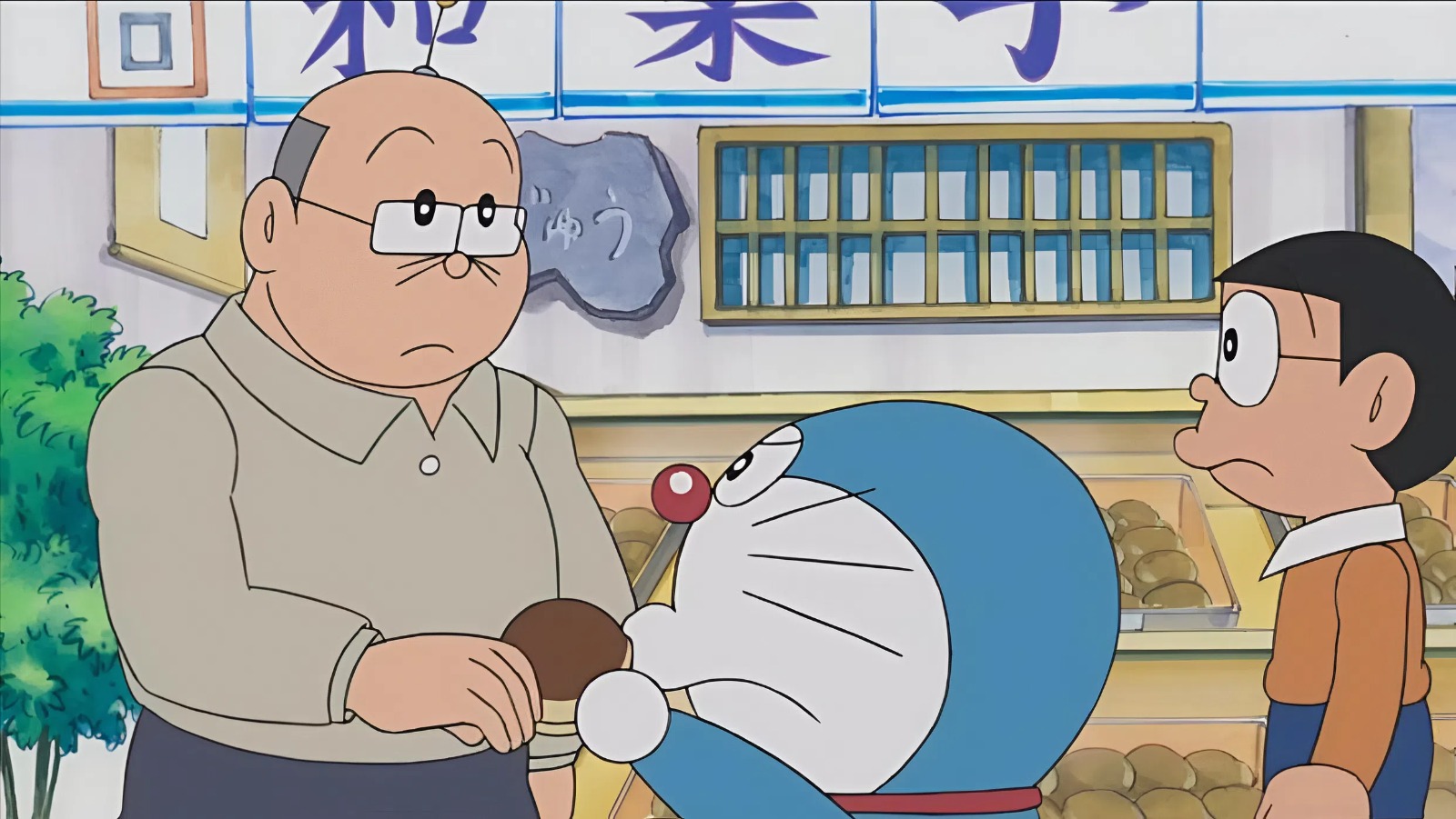 Vì sao người dân sống quanh nhà Nobita không thấy lạ khi gặp Doraemon?- Ảnh 3.