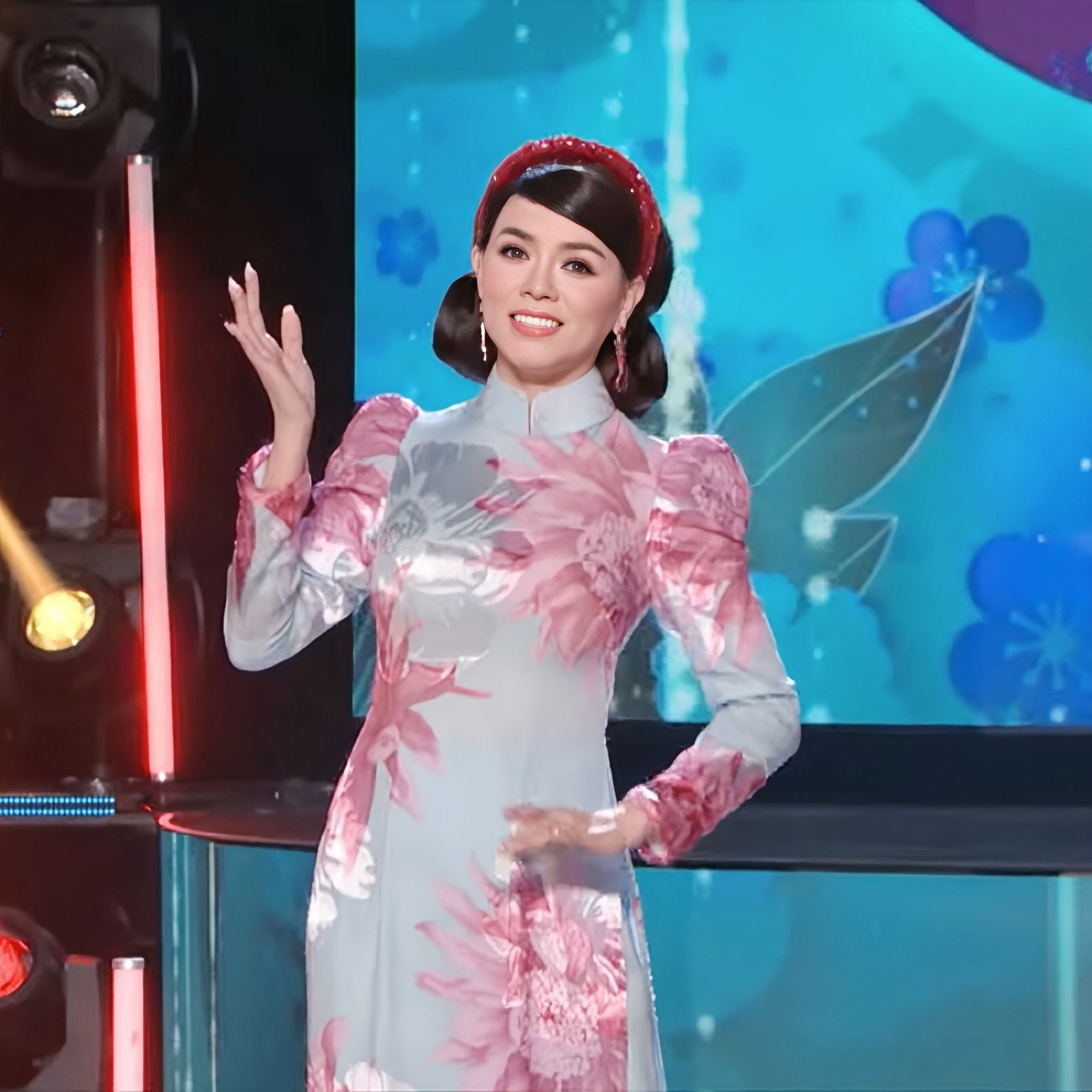 Nữ ca sĩ Việt 45 tuổi gặp bài học nhớ cả đời- Ảnh 1.
