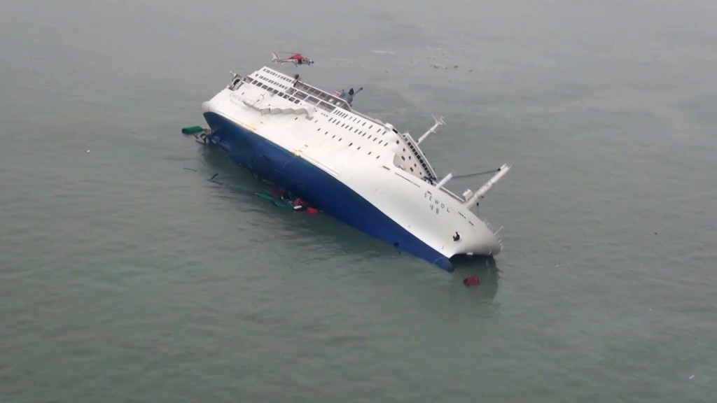 Vì sao phà Sewol chìm khiến 304 người thiệt mạng?- Ảnh 1.