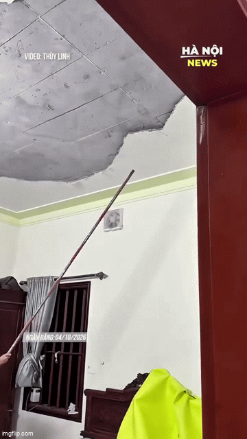 Lời khuyên cho các gia đình phát hiện vết nứt trên trần nhà - Ảnh 1.