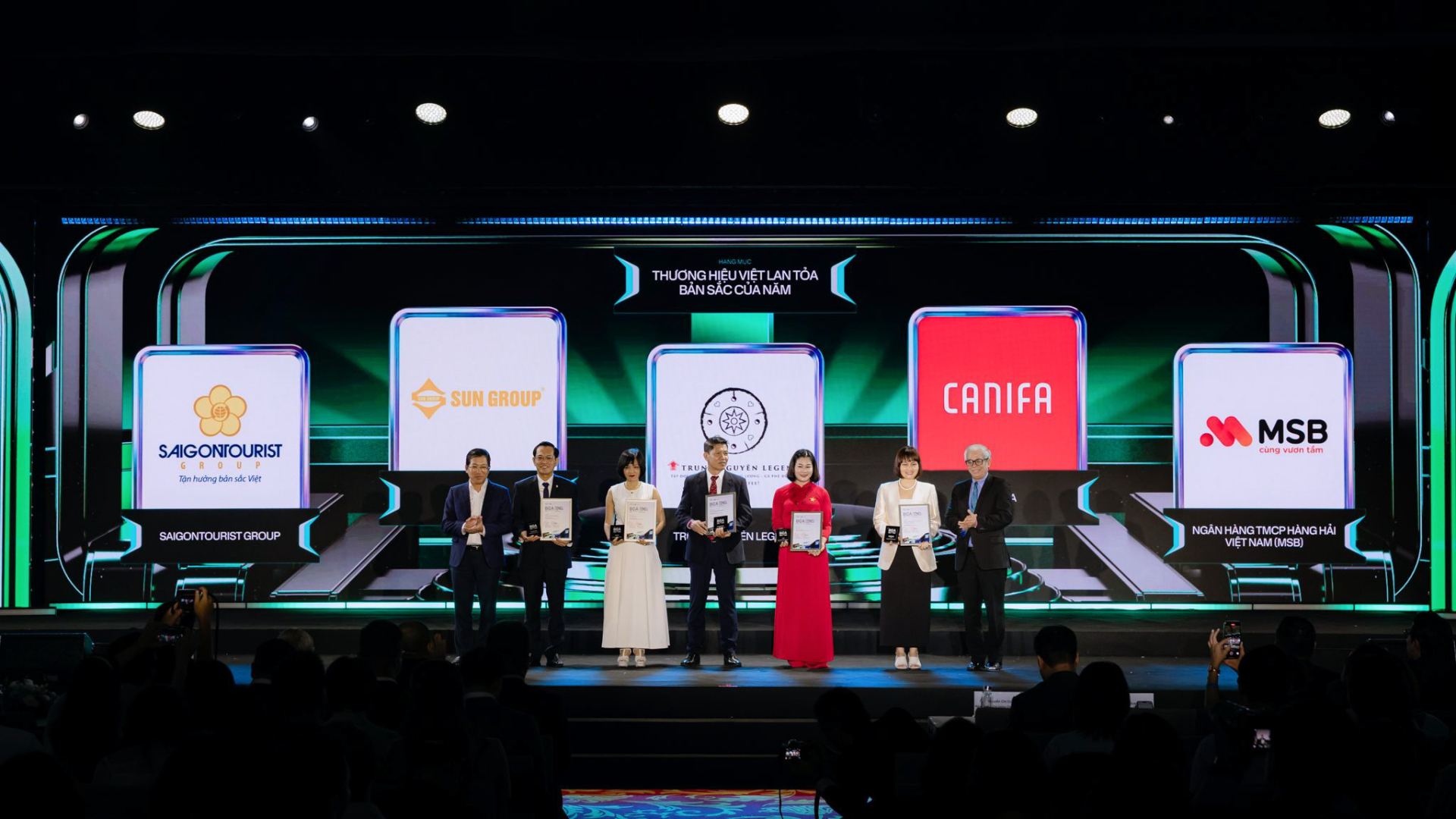 Gala Better Choice Awards 2026: 45 hạng mục được vinh danh, bùng nổ với những màn trình diễn mãn nhãn- Ảnh 12.