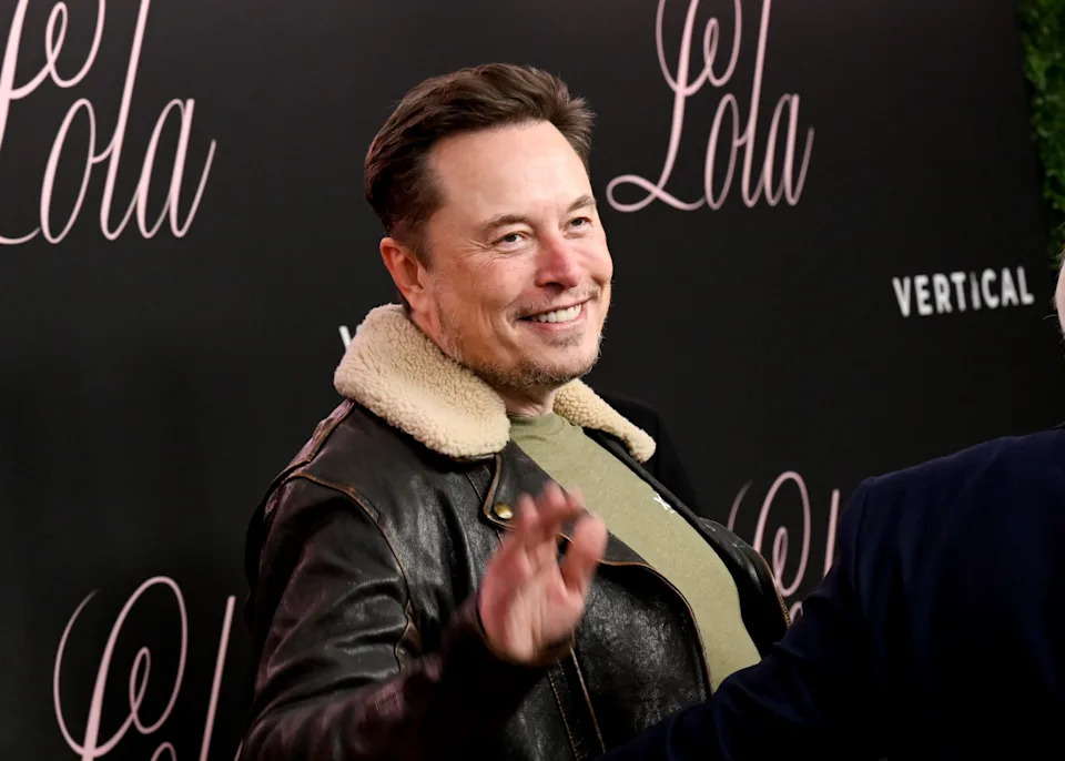 Lối sống kỳ quặc của Elon Musk - Ảnh 1.