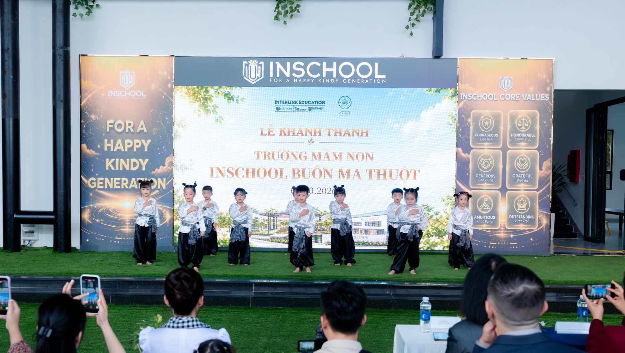 Trung Nguyên Legend khánh thành cùng lúc hai trường học theo tiêu chuẩn quốc tế tại Thành Phố Cà Phê- Ảnh 2. Trung Nguyên Legend khánh thành cùng lúc hai trường học theo tiêu chuẩn quốc tế tại Thành Phố Cà Phê- Ảnh 2.