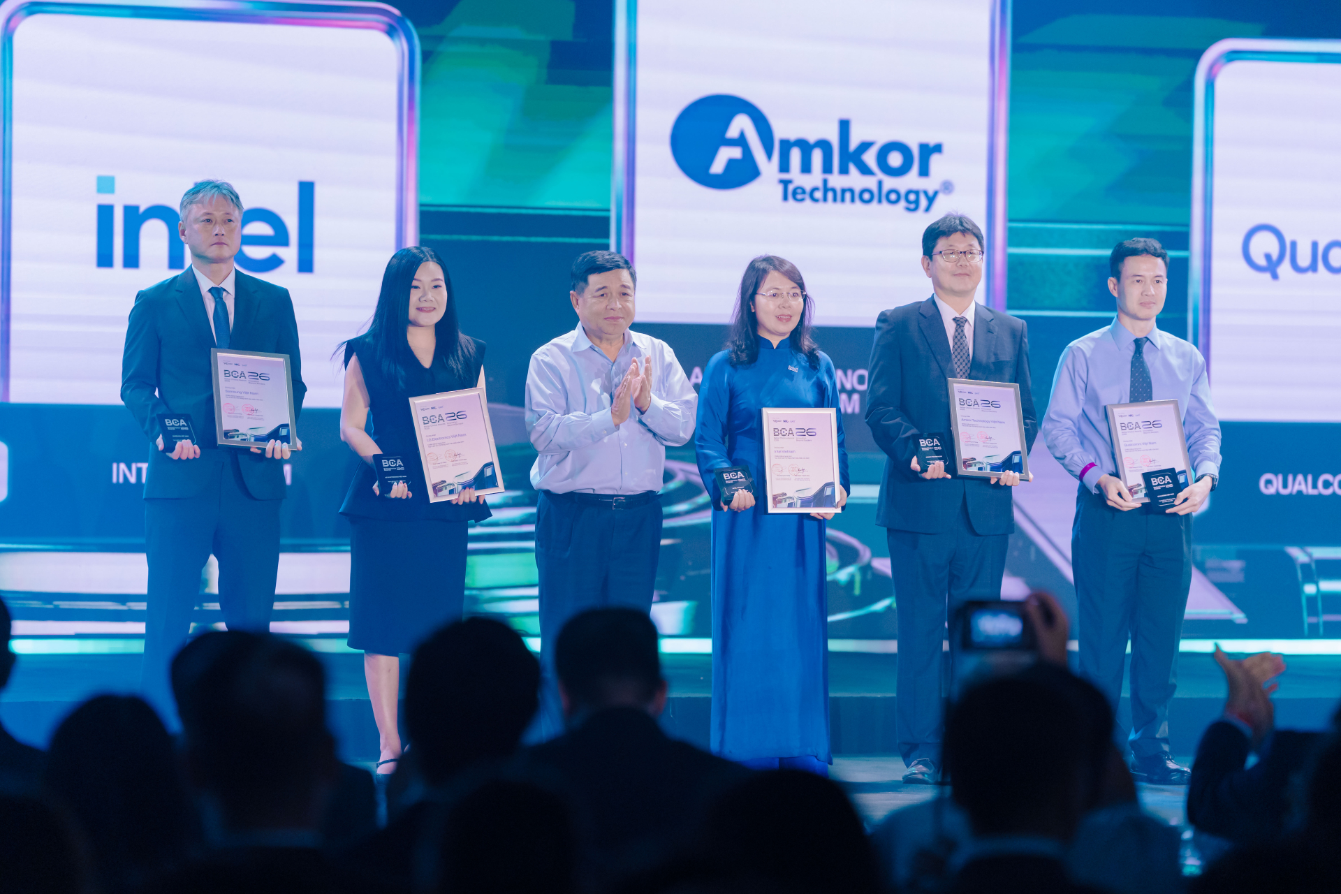 Gala Better Choice Awards 2026: 45 hạng mục được vinh danh, bùng nổ với những màn trình diễn mãn nhãn- Ảnh 10.