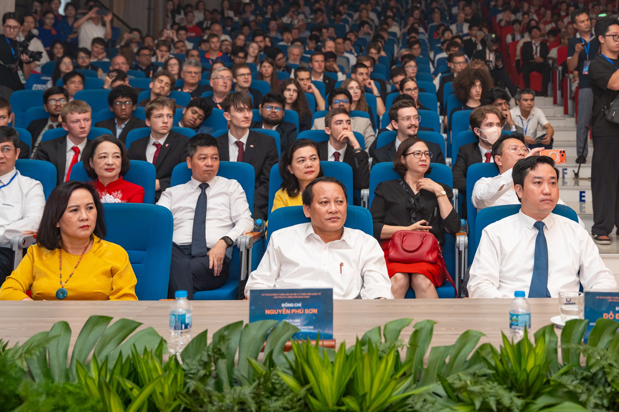 Việt Nam giành 6 Huy chương Vàng tại Olympic Thiên văn và Vật lý thiên văn quốc tế 2026 - Ảnh 4.