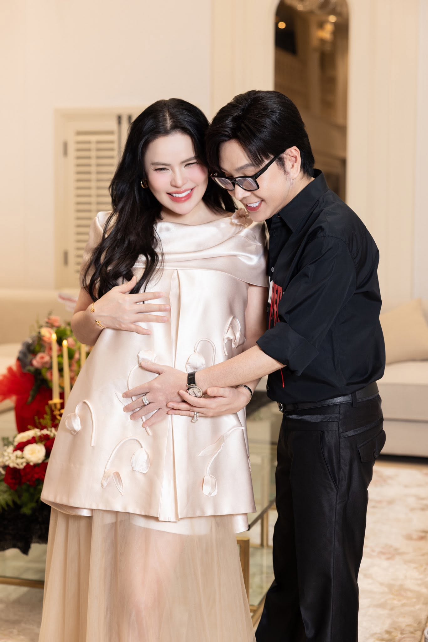 Hoa hậu Việt ly hôn chồng đại gia hơn 20 tuổi, đi bước nữa với NSƯT ai cũng biết mặt - Ảnh 8.