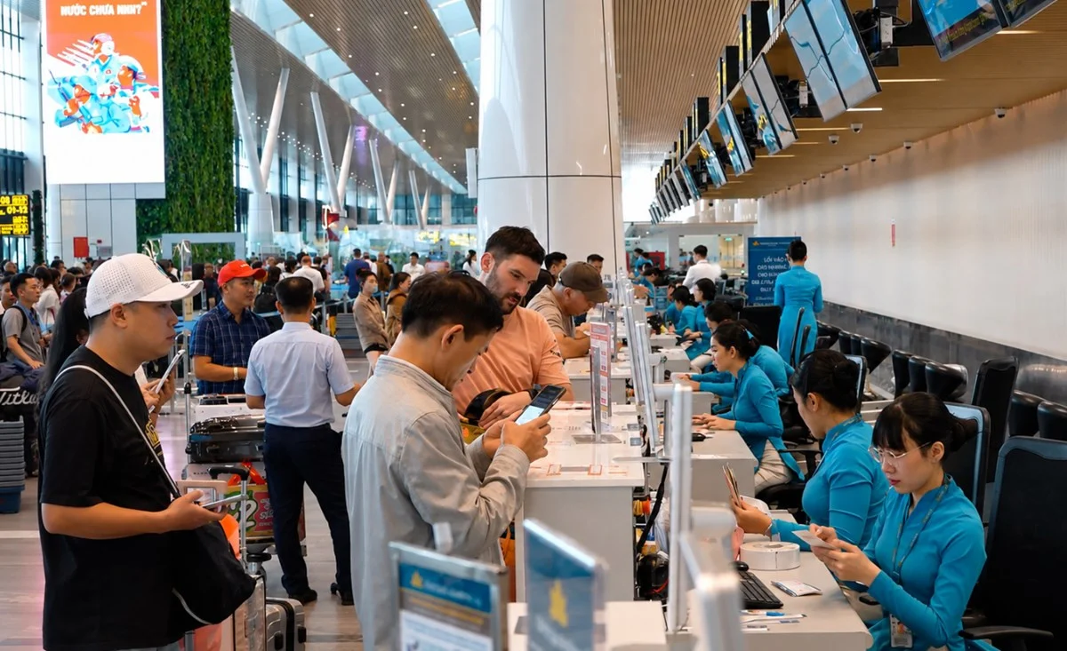 Thị trường vé máy bay Tết 2027 tăng nhiệt: Vì sao đội tàu bay kỷ lục nhưng giá vé vẫn khó giảm sâu? - Ảnh 1.
