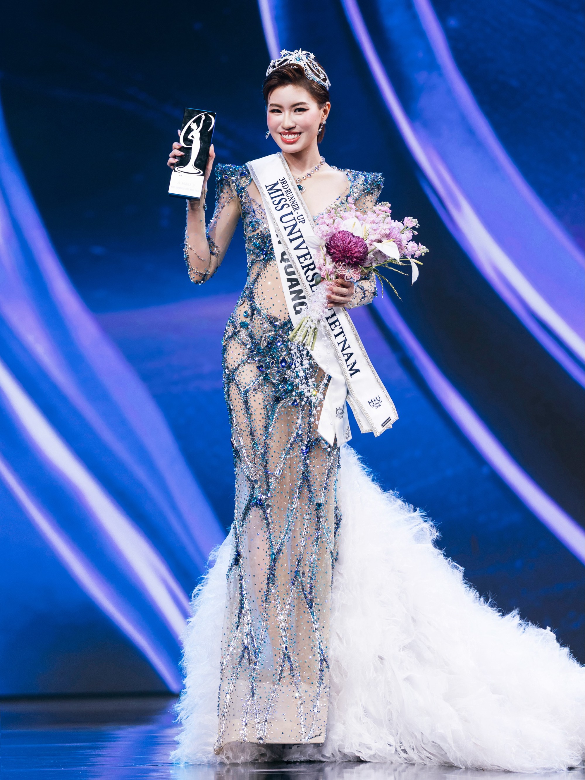 Thu nhập của Á hậu Miss Universe đóng phim trăm tỷ, có bài hát nổi tiếng toàn cầu - Ảnh 1.