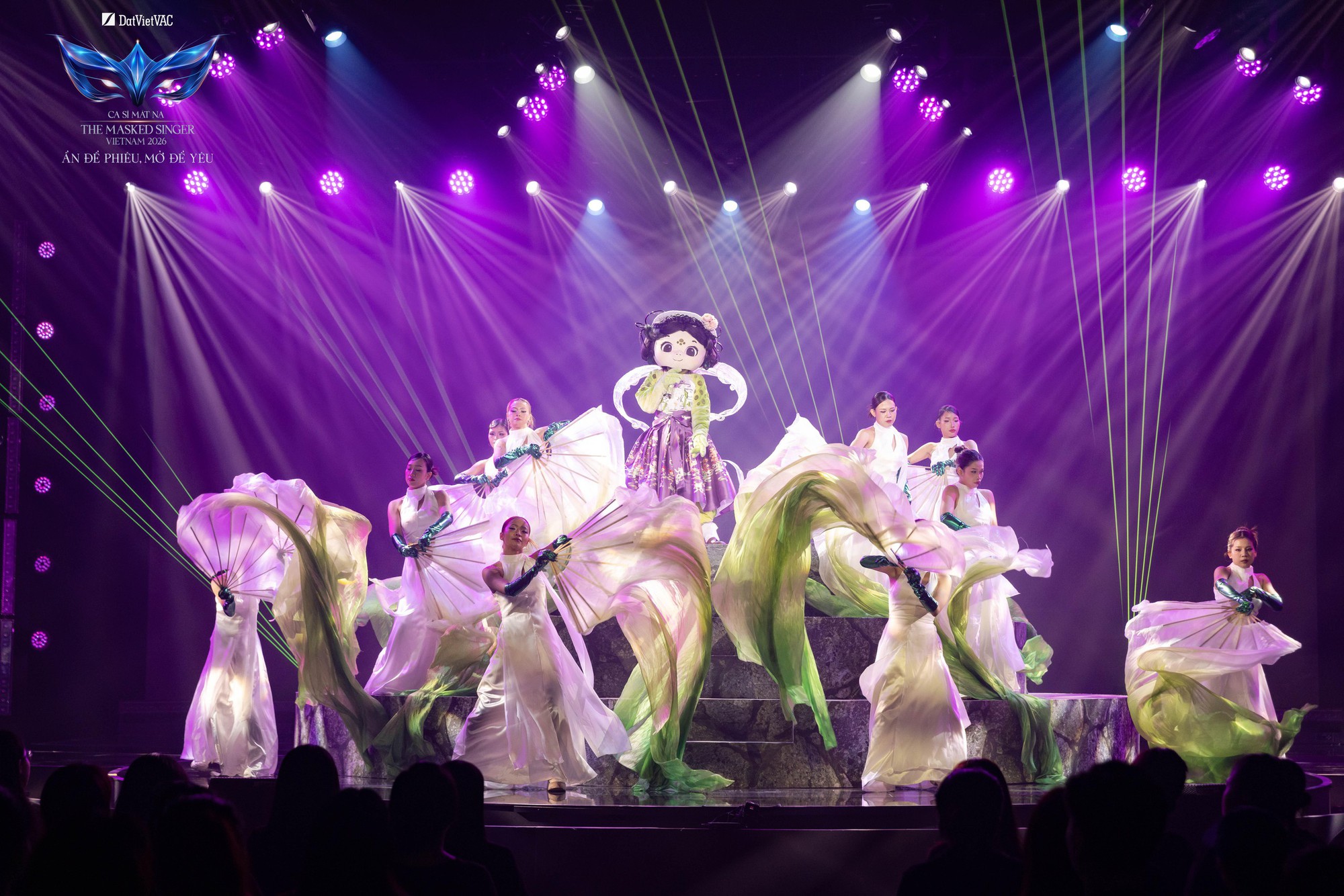 Phương Mỹ Chi cạnh tranh Trấn Thành- Ảnh 7.