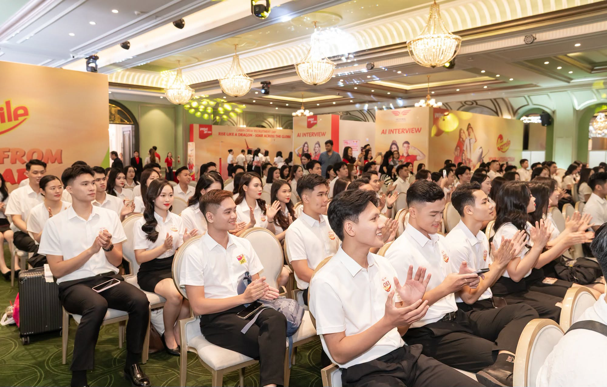 Hơn 500 người từ Ấn Độ, Myanmar, Indonesia... muốn "đầu quân" cho tỷ phú Nguyễn Thị Phương Thảo: Tối đa chỉ 300 người được nhận, phải qua vòng phỏng vấn với AI, đi catwalk, thu nhập lên tới 65 triệu đồng/tháng - Ảnh 7.
