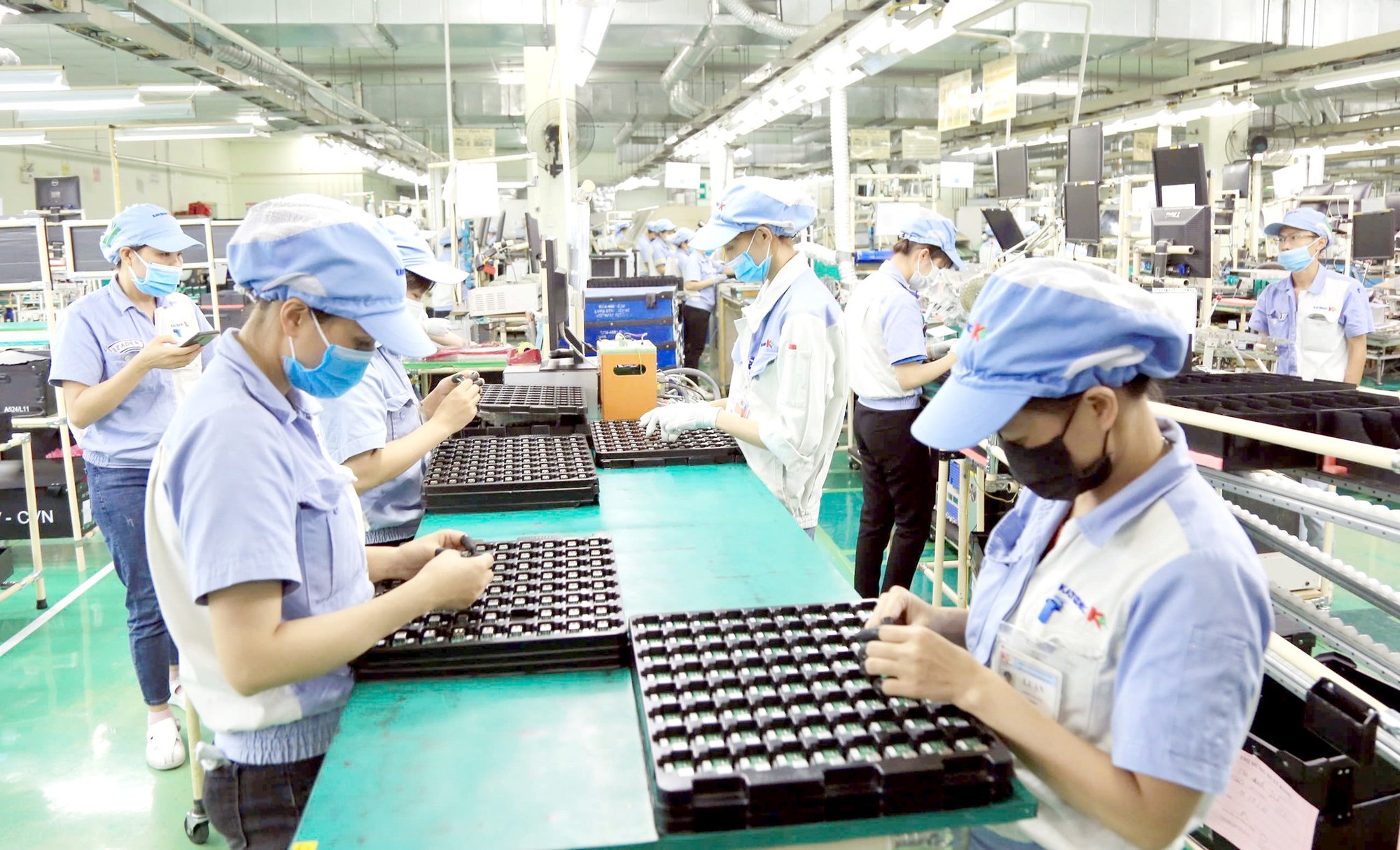 Hà Nội đạt GRDP 10,02%: Từ quyết tâm đến năng lực tăng trưởng - Ảnh 8.