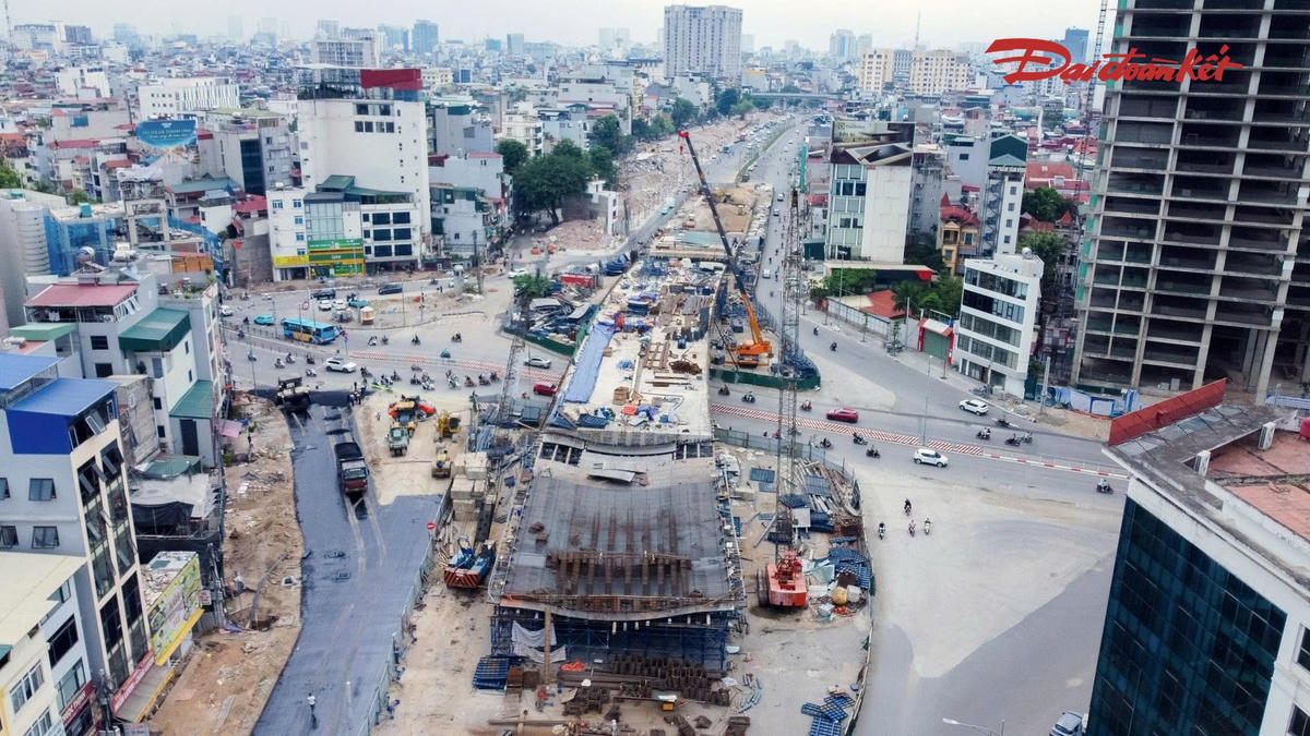 Hai cầu vượt Vành đai 1 Hà Nội dần thành hình, hướng tới hoàn thành cuối năm- Ảnh 14.