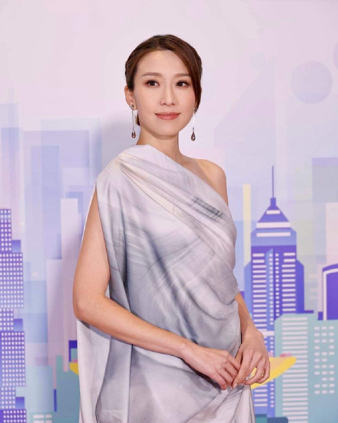 Gái ế showbiz tốt nghiệp RMIT, sống trong căn hộ 3 phòng ngủ giá 30 tỷ, bị bạn trai giám đốc lừa làm tiểu tam- Ảnh 5.