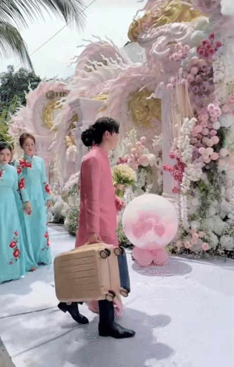 Đám cưới hào môn hot dần dần MXH: Thiếu gia ngành xăng dầu cưới ái nữ tiệm vàng- Ảnh 16.