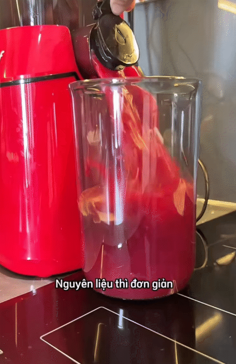 Ở Việt Nam có một loại củ màu đỏ chống oxi hóa cực tốt: Làm nước uống "chống già", da dẻ hồng hào, giảm rụng tóc đáng kể- Ảnh 9.