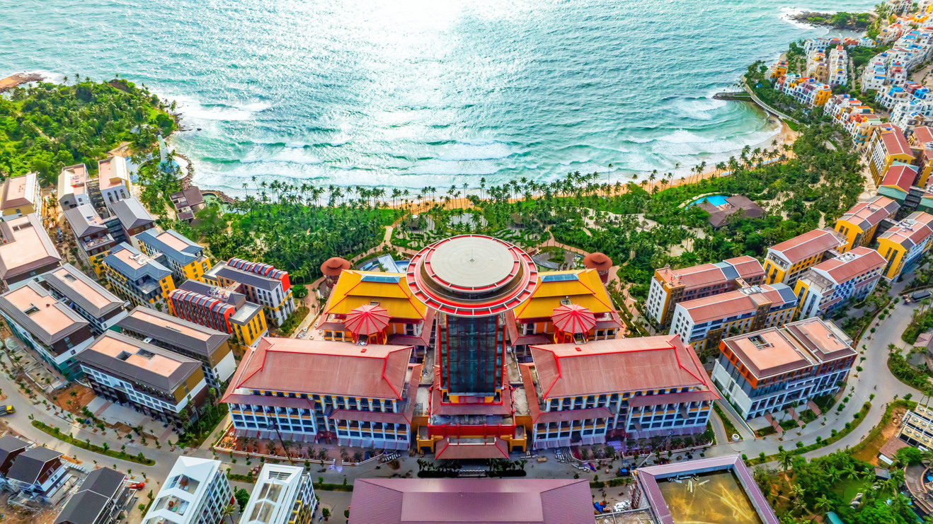Vượt Bali và Phuket, điểm đến này của Việt Nam vừa được vinh danh “đẹp nhất châu Á”, đạt điểm số cao thứ hai thế giới: Thu 46.000 tỷ đồng trong 9 tháng đầu năm - Ảnh 3.