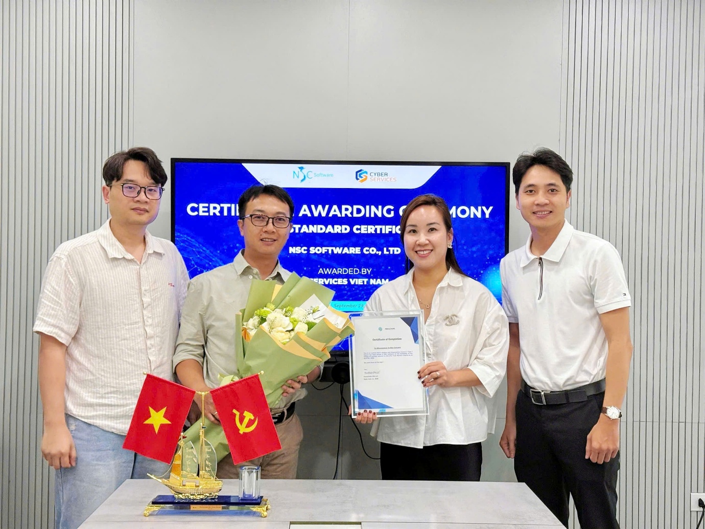 Cyber Services đồng hành cùng NSC Software hoàn thành báo cáo SOC 2, củng cố nền tảng bảo mật cho thị trường toàn cầu - Ảnh 1.