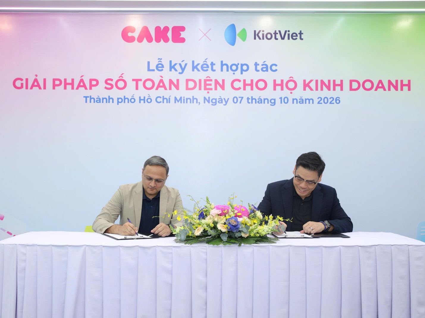 Cake by VPBank và KiotViet hợp tác cung cấp giải pháp số toàn diện cho hộ kinh doanh - Ảnh 1.