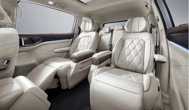 Volkswagen Viloran và khoảng riêng dành cho cả gia đình - Ảnh 2.