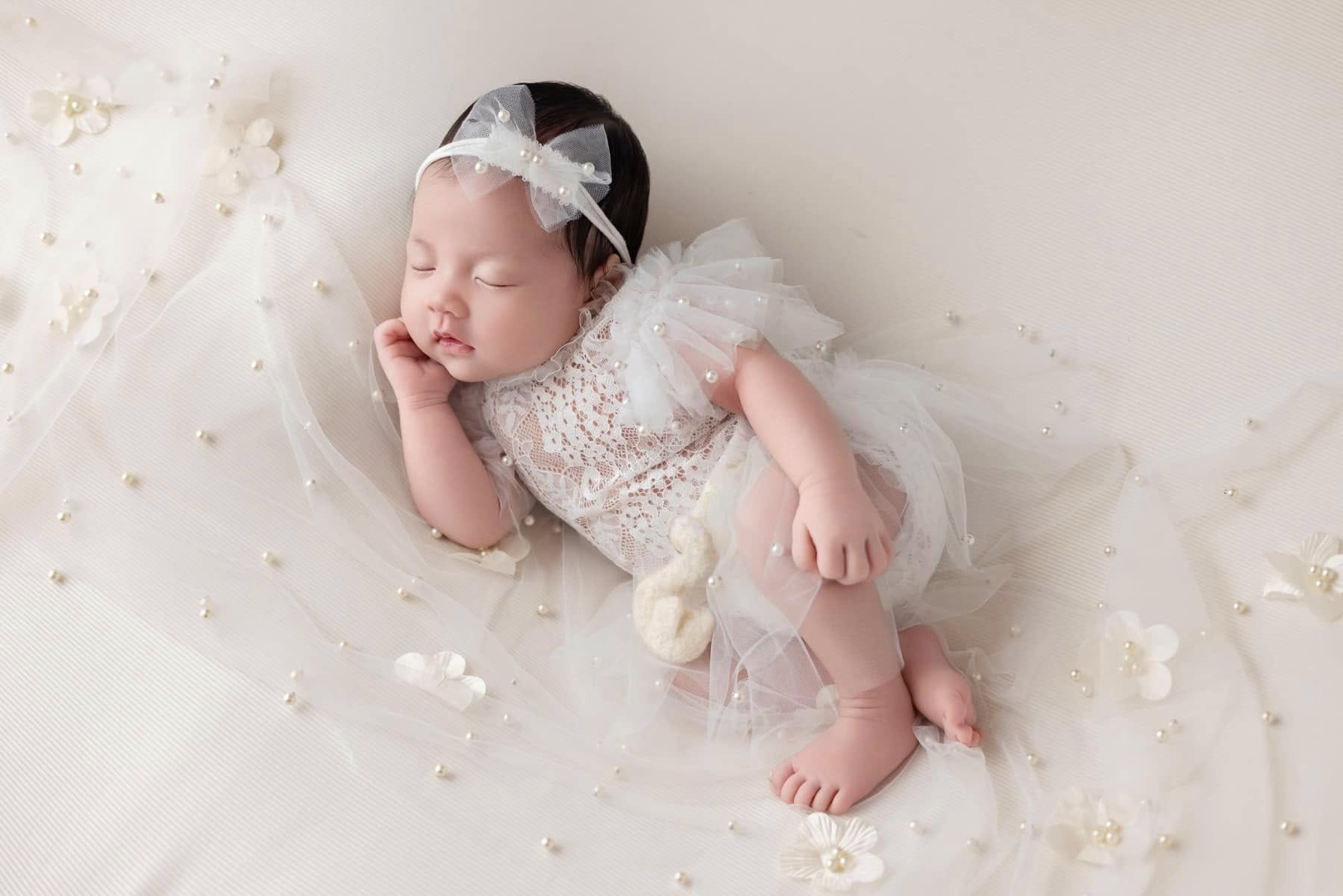 3 nhóc tỳ nhà Hoa hậu Đặng Thu Thảo sinh ra đã ngậm thìa vàng, visual đẹp như thiên thần - Ảnh 6.