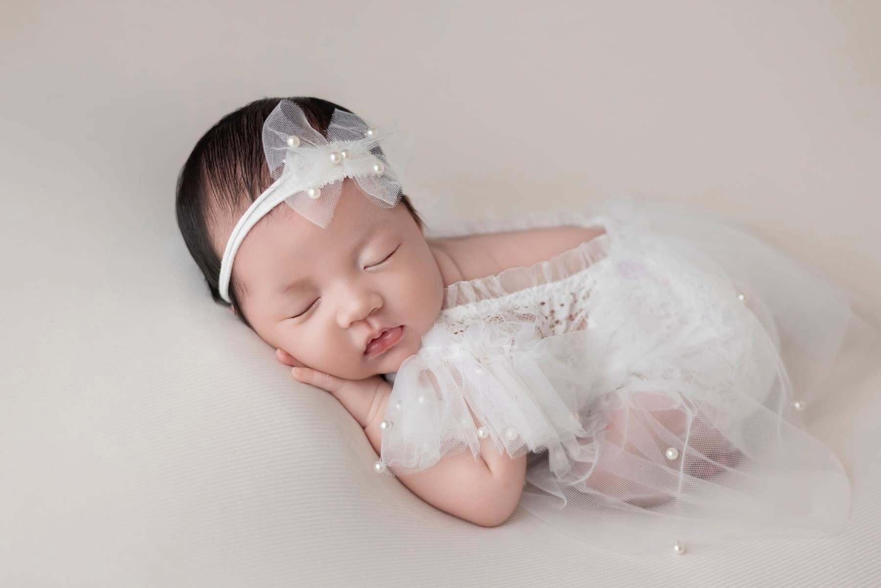 3 nhóc tỳ nhà Hoa hậu Đặng Thu Thảo sinh ra đã ngậm thìa vàng, visual đẹp như thiên thần - Ảnh 8.