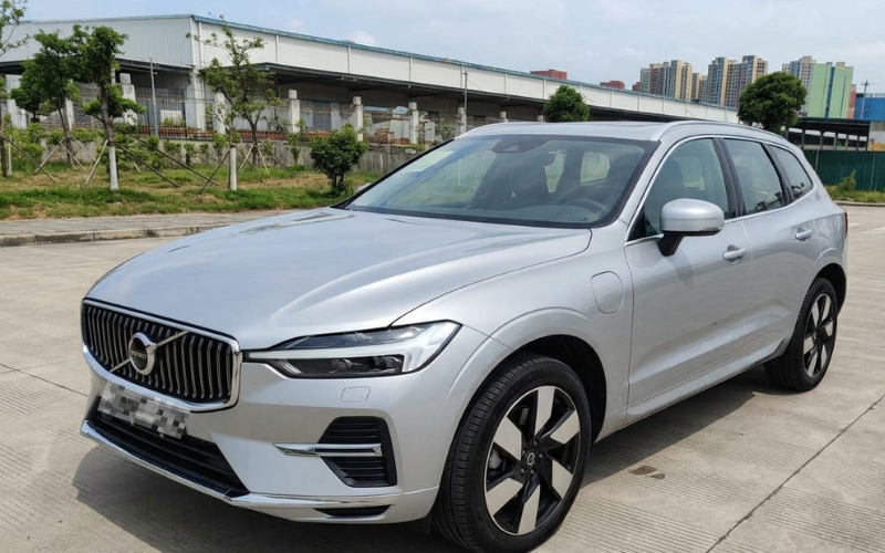 Vay 1,14 tỷ đồng mua ô tô, bị thu xe vì 4 tháng liền không trả nợ - Ảnh 1.