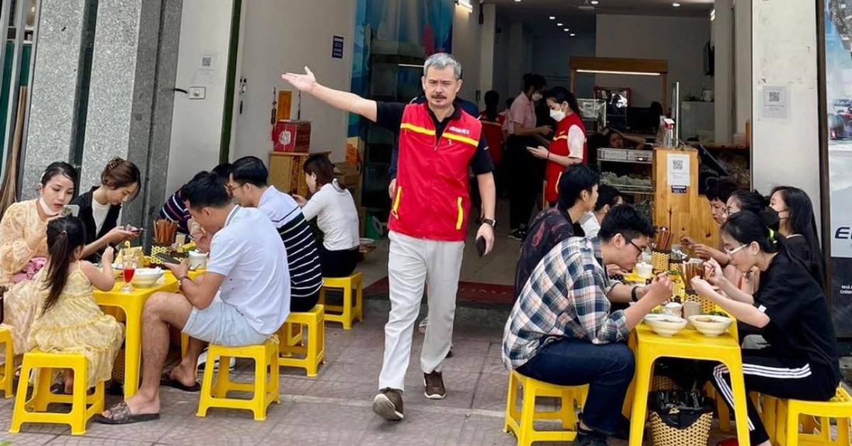 Diễn viên vay NSND Xuân Bắc 50 triệu khởi nghiệp giờ là "ông trùm VTV", bán bánh canh khắp Hà Nội