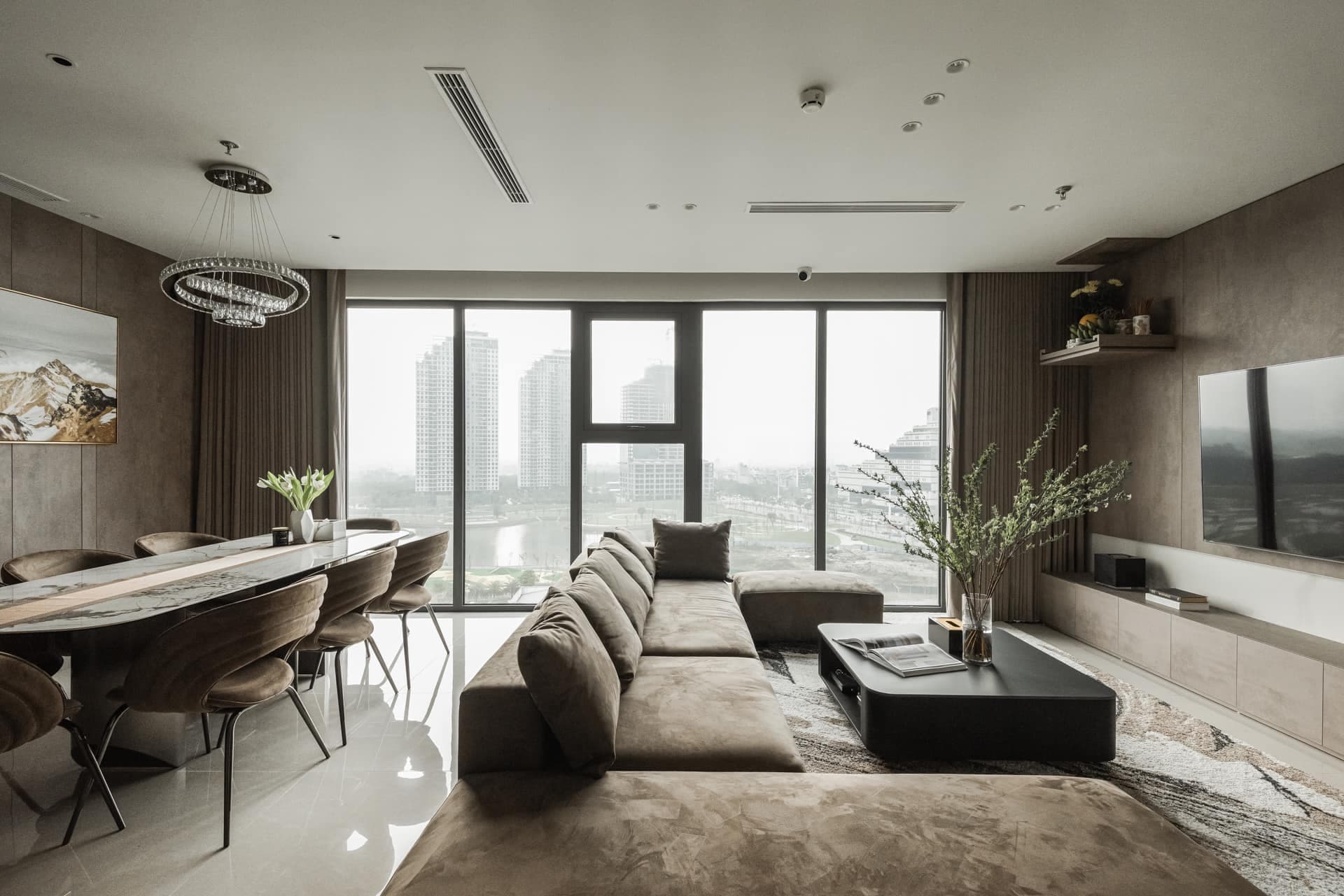 MC SN 1990 lấy chồng Phó chủ tịch: Giờ ở căn hộ hạng sang, rộng 120m² có view triệu đô ngắm toàn thành phố- Ảnh 3.