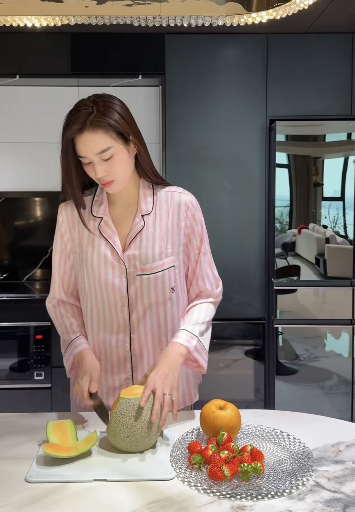 Viết Vương làm lộ chuyện Đỗ Hà đang mang thai?- Ảnh 2.