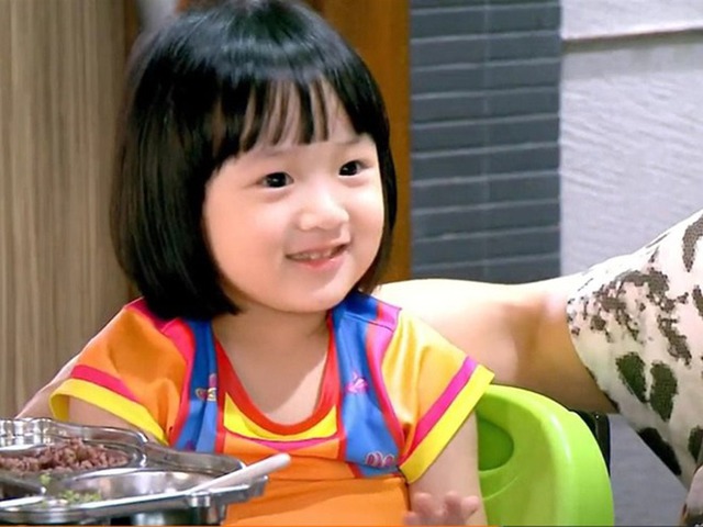 Sao nhí Bố Ơi! Mình Đi Đâu Thế? được Quốc vương Brunei khen ngợi: 15 tuổi cao 1m75, nhan sắc thắng đời tuyệt đối- Ảnh 1. Sao nhí Bố Ơi! Mình Đi Đâu Thế? được Quốc vương Brunei khen ngợi: 15 tuổi cao 1m75, nhan sắc thắng đời tuyệt đối- Ảnh 1.