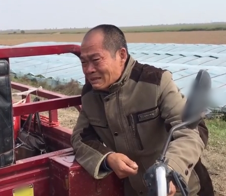 Anh nông dân gửi tiết kiệm 1,1 tỷ đồng nhưng nhân viên khẳng định tiền đã rút sạch, tòa tuyên bố: “Ngân hàng phải trả 1,2 tỷ đồng”- Ảnh 2.