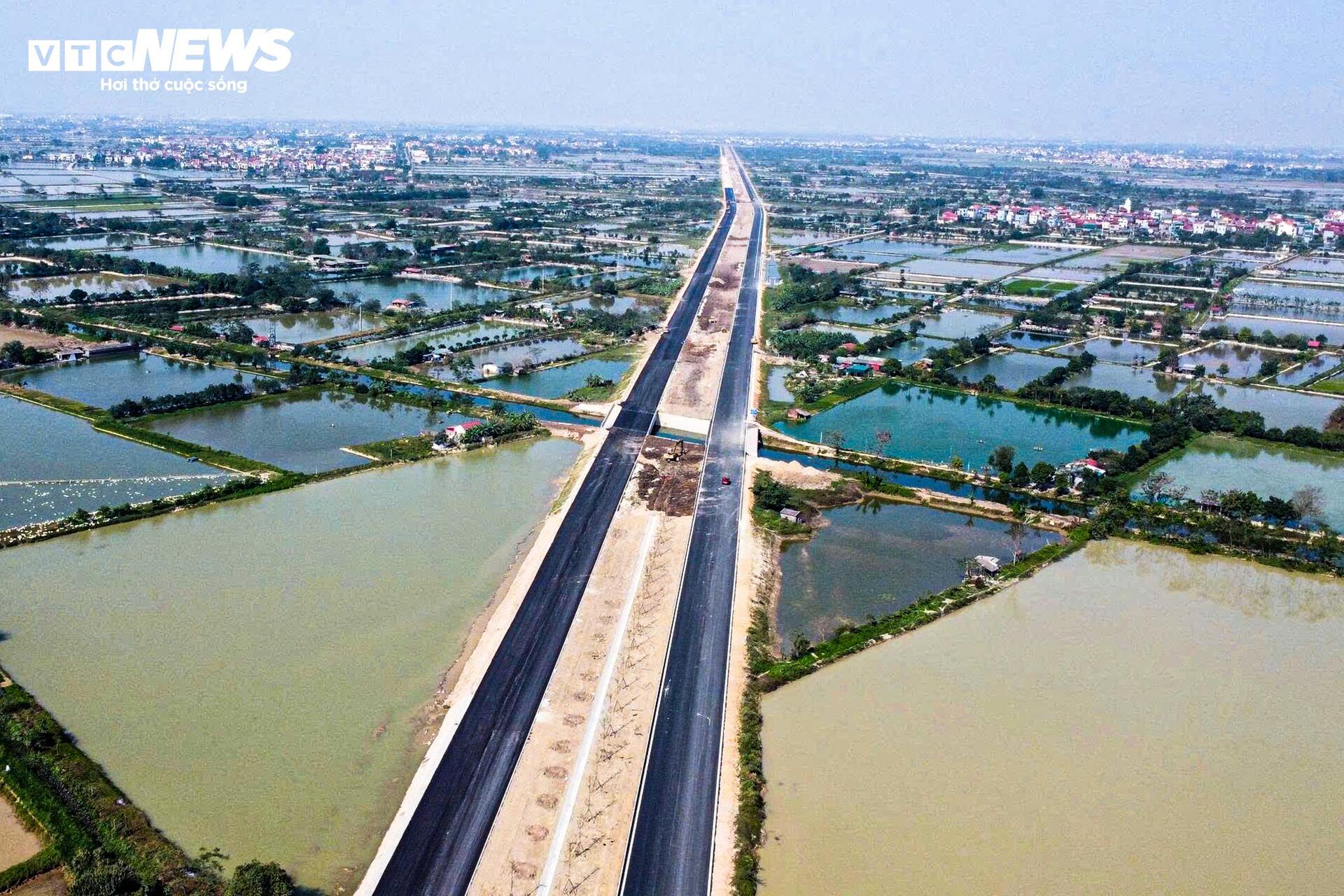 Toàn cảnh các dự án giao thông trọng điểm ở Hà Nội đồng loạt thông xe trước Tết- Ảnh 8.