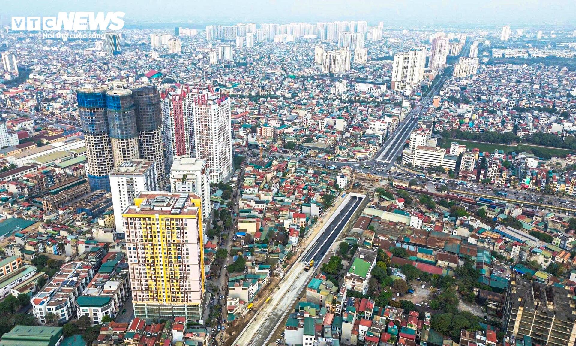 Toàn cảnh các dự án giao thông trọng điểm ở Hà Nội đồng loạt thông xe trước Tết- Ảnh 1.