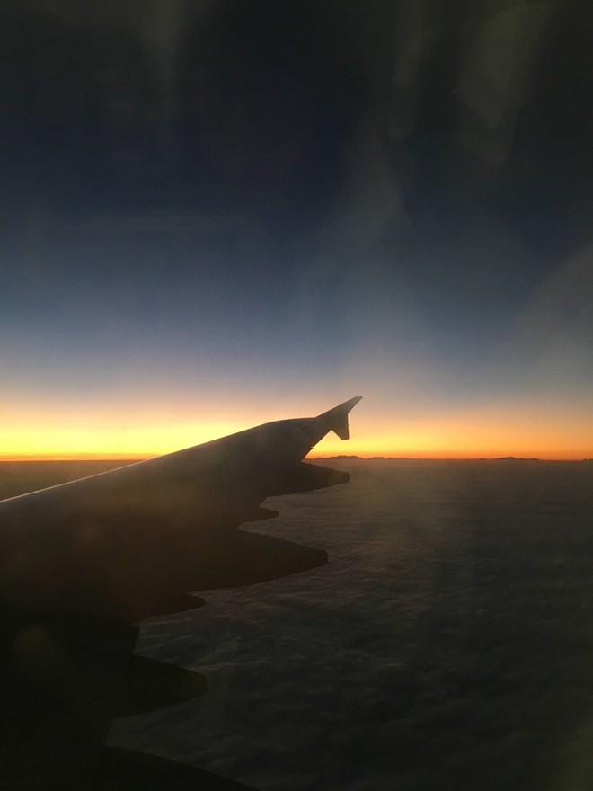 Khách Việt bị giữ lại ở sân bay Trung Quốc, phải mở tung vali để kiểm tra, nguyên nhân từ một vật quen thuộc- Ảnh 1.