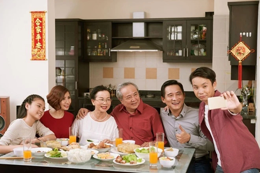 Gần Tết, nếu trong nhà xuất hiện 4 dấu hiệu này, rất có thể gia chủ sắp đón tài lộc, tiền bạc rủng rỉnh: Đặc biệt là điều số 2- Ảnh 2.