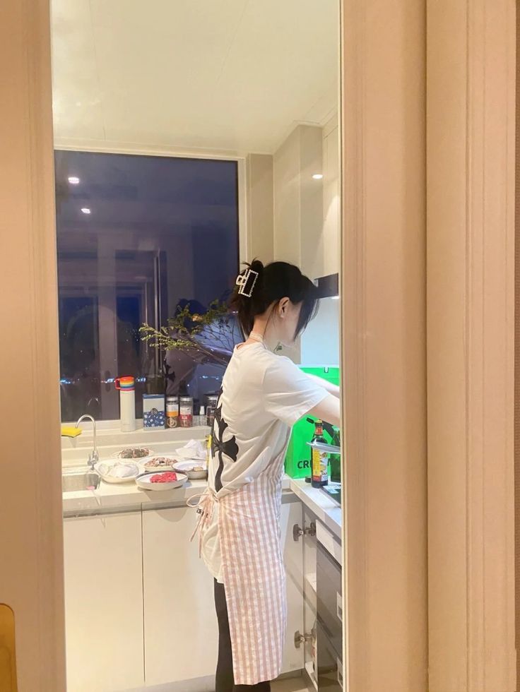 3 việc người EQ thấp thường làm trong lúc dọn nhà đón Tết - Ảnh 1.