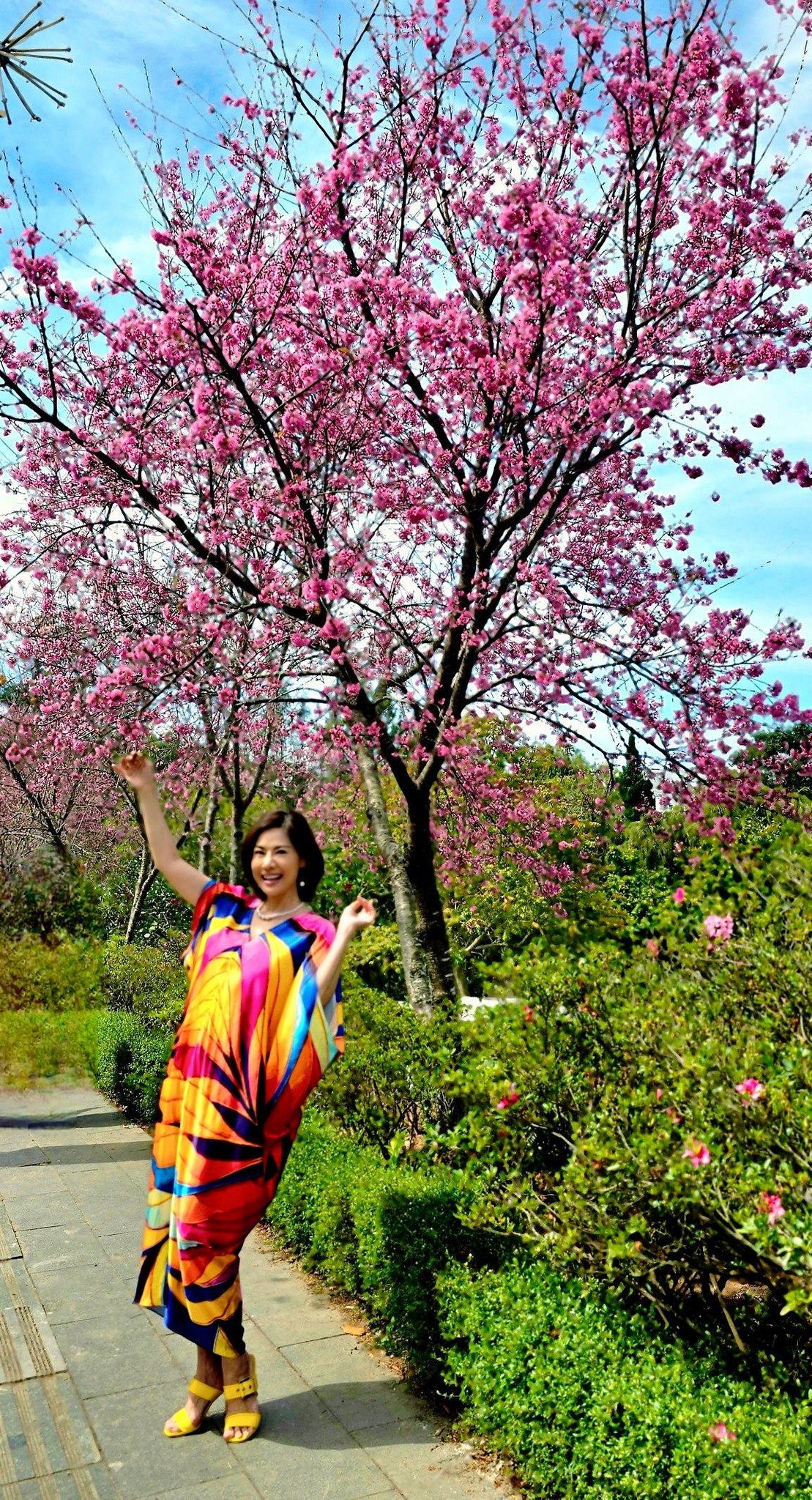 Cuộc sống tuổi 53 trẻ như 30 của nữ ca sĩ Việt nổi tiếng, 3 đời chồng, nhiều đàn ông theo đuổi - Ảnh 4.