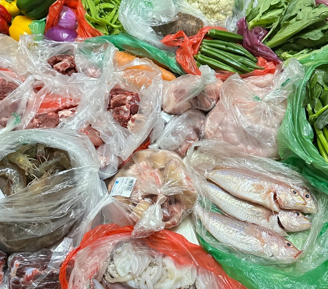 Càng gần Tết càng dễ “ném tiền qua cửa sổ”: 5 khoản chi nhiều nhà hối hận sau mùng 3- Ảnh 5.