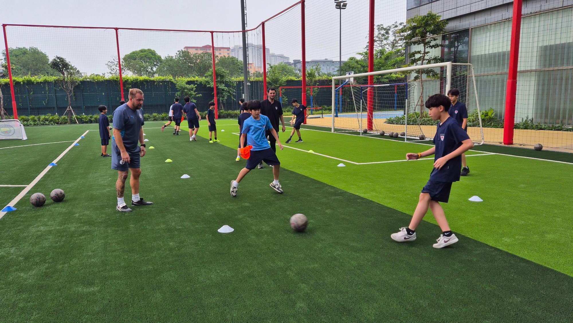 Đầu tư giáo dục sớm: “Tấm hộ chiếu bước vào Top 1% tinh hoa - Ảnh 3.