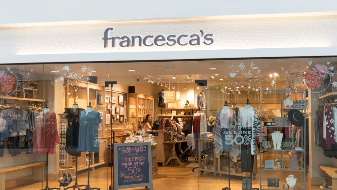 Thêm 1 chuỗi bán lẻ nộp đơn phá sản, phải thanh lý hàng trăm cửa hàng- Ảnh 1.